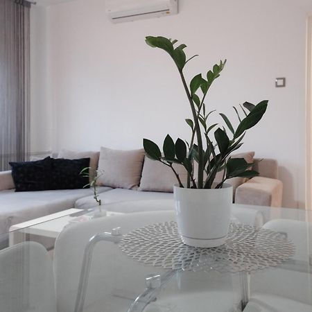 Apartman Franko - Self Check In Όσιγιεκ Εξωτερικό φωτογραφία